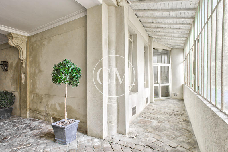 Appartement - 64 m² - 2 pièces