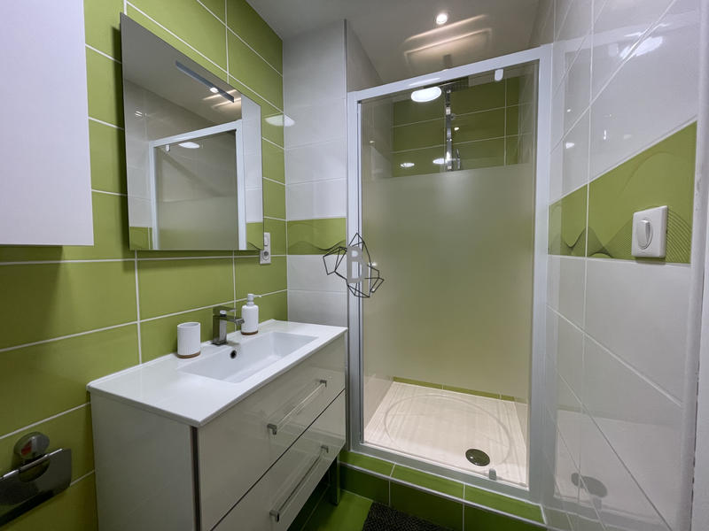 Appartement - 74 m² - 2 pièces