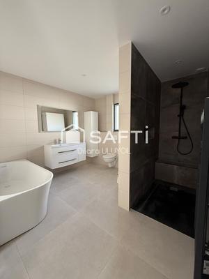 Maison - 127 m² - 7 pièces