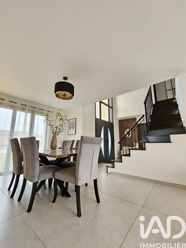 Maison - 156 m² - 5 pièces