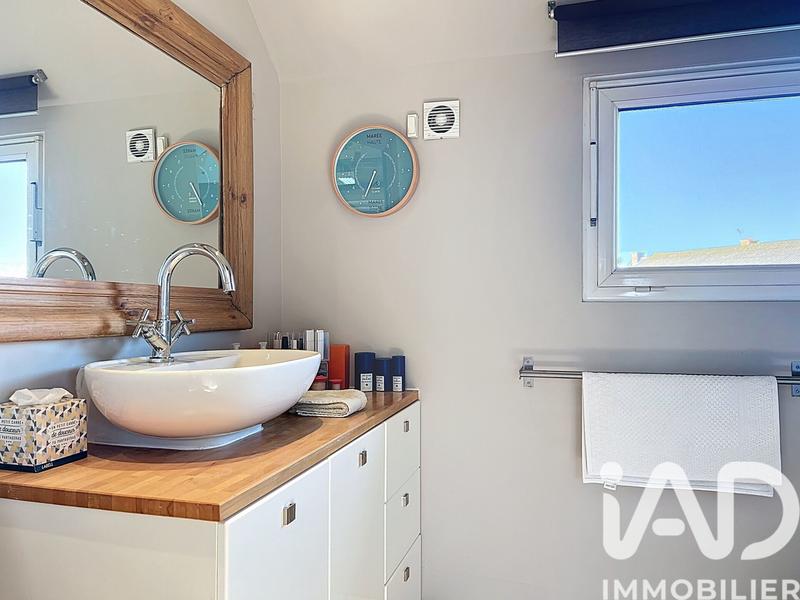 Maison - 170 m² - 9 pièces