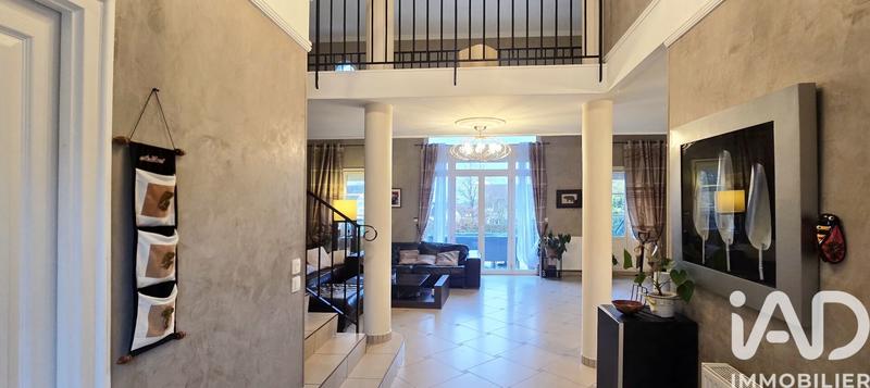 Maison - 189 m² - 7 pièces