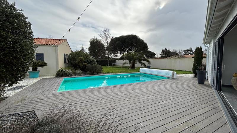 Maison - 190 m² - 5 pièces