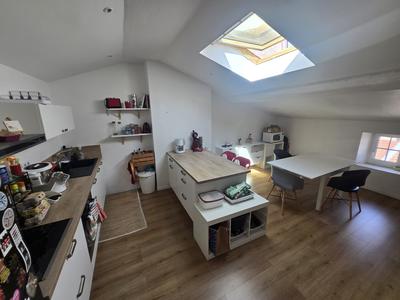 Duplex - 80 m² - 3 pièces