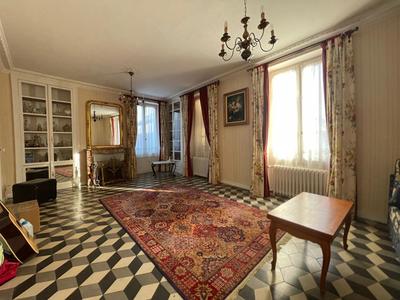 Maison - 125 m² - 7 pièces