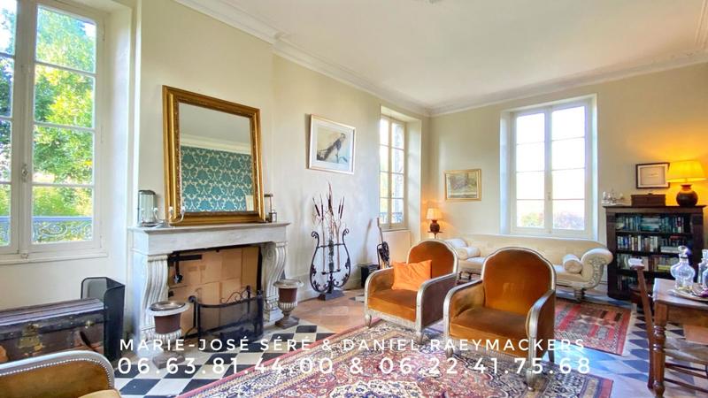 Demeure - 560 m² - 17 pièces