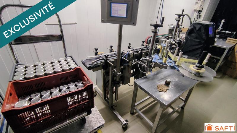 Local commercial - 450 m² - 9 pièces