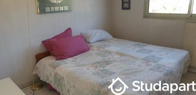 Chambre - 12 m² - 1 pièce