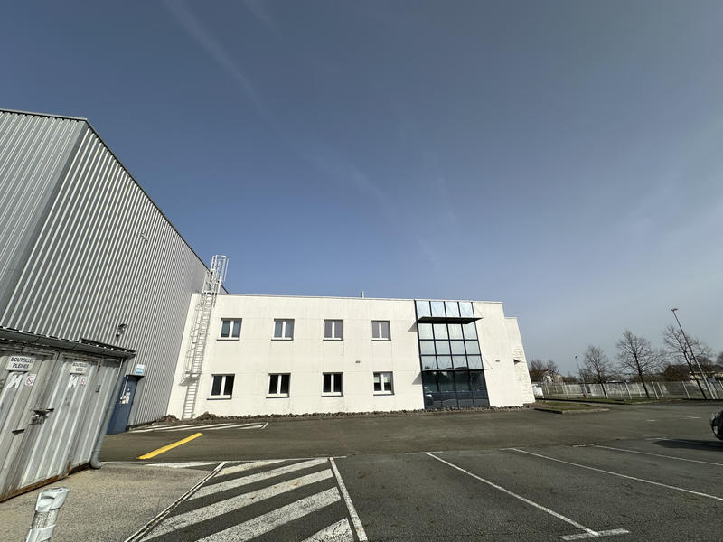 Local commercial - 2 000 m²