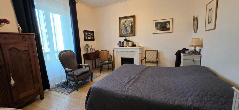 Maison - 180 m² - 7 pièces