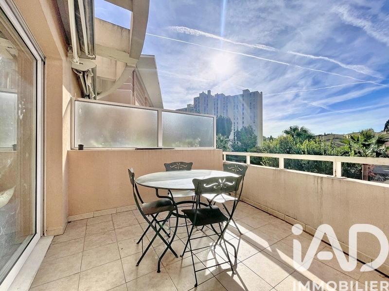 Appartement - 79 m² - 4 pièces