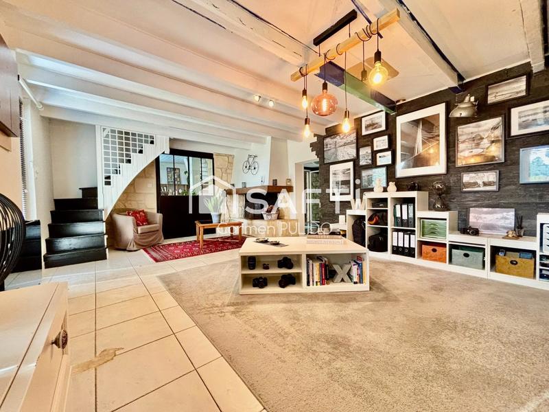 Maison - 260 m² - 7 pièces