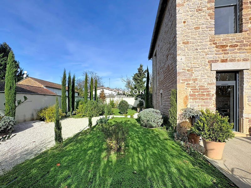 Maison ancienne - 145 m² - 7 pièces