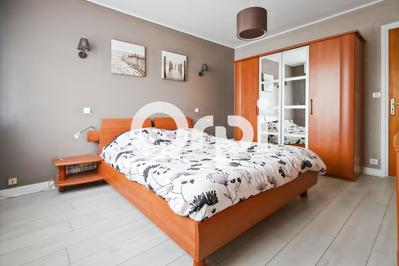 Maison - 102 m² - 4 pièces