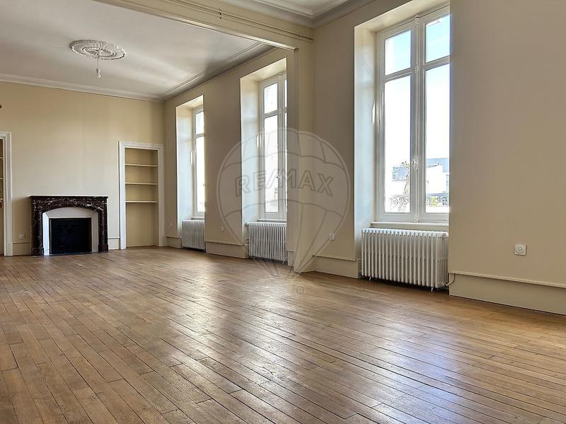 Appartement - 117 m² - 5 pièces