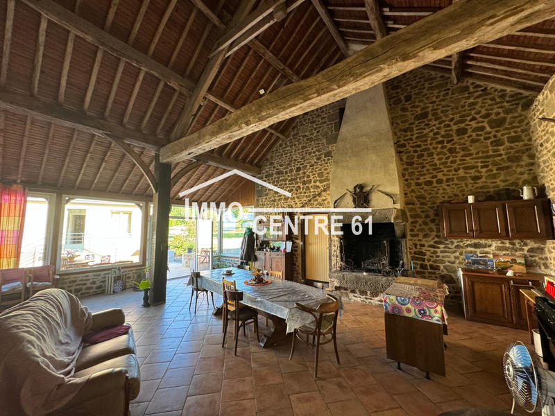 Maison - 170 m² - 6 pièces