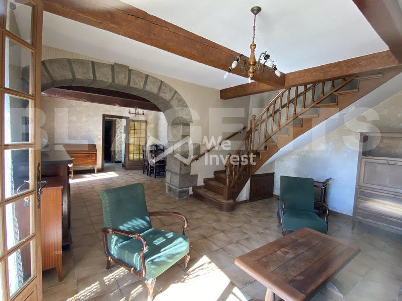 Maison - 198 m² - 8 pièces