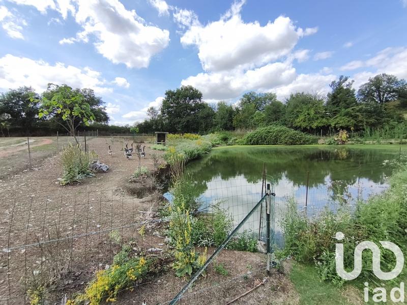 Maison - 235 m² - 7 pièces