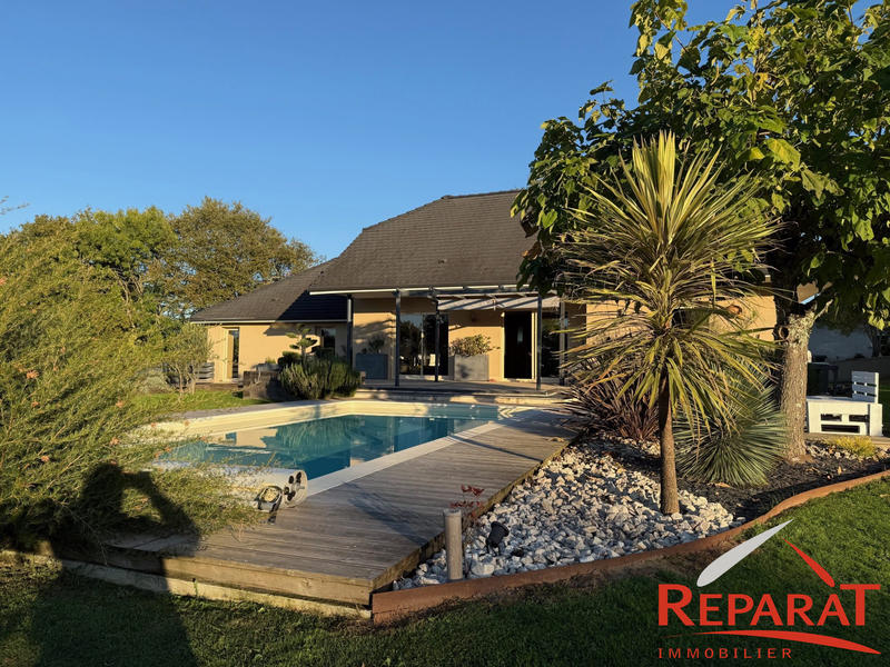 Maison - 141 m² - 5 pièces