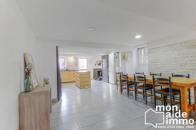 Maison - 144 m² - 5 pièces