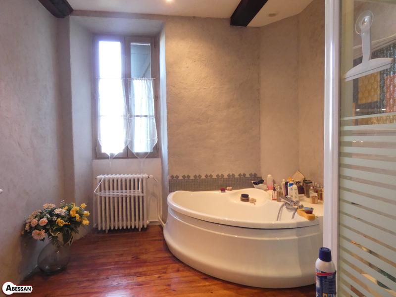 Maison de village - 224 m² - 7 pièces