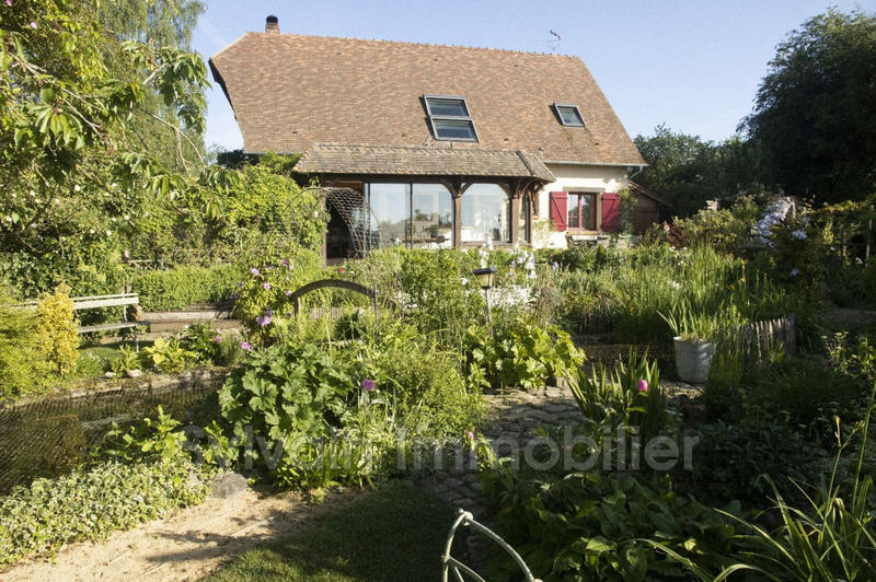 Pavillon - 136 m² - 6 pièces