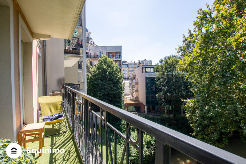 Appartement - 90 m² - 4 pièces