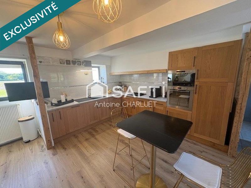 Maison - 255 m² - 9 pièces