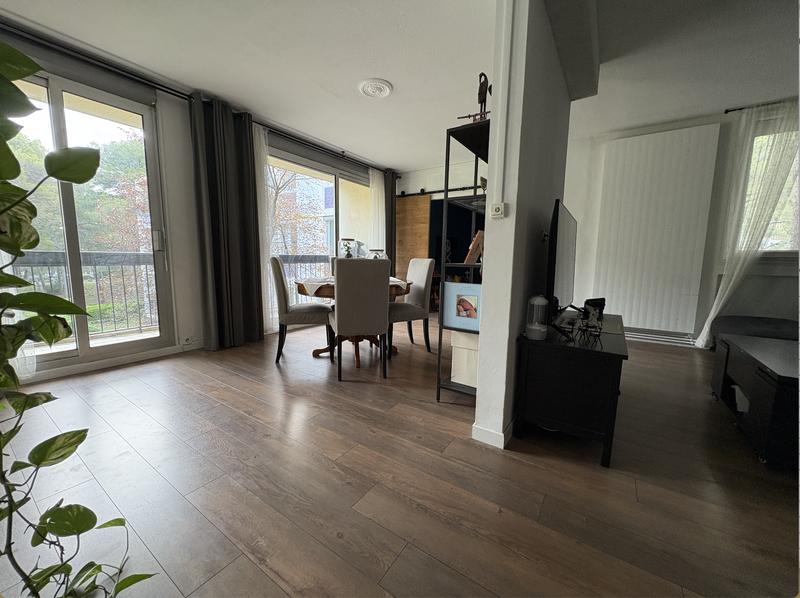 Appartement - 86 m² - 4 pièces