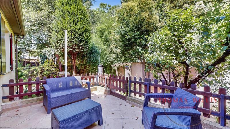 Maison - 177 m² - 8 pièces