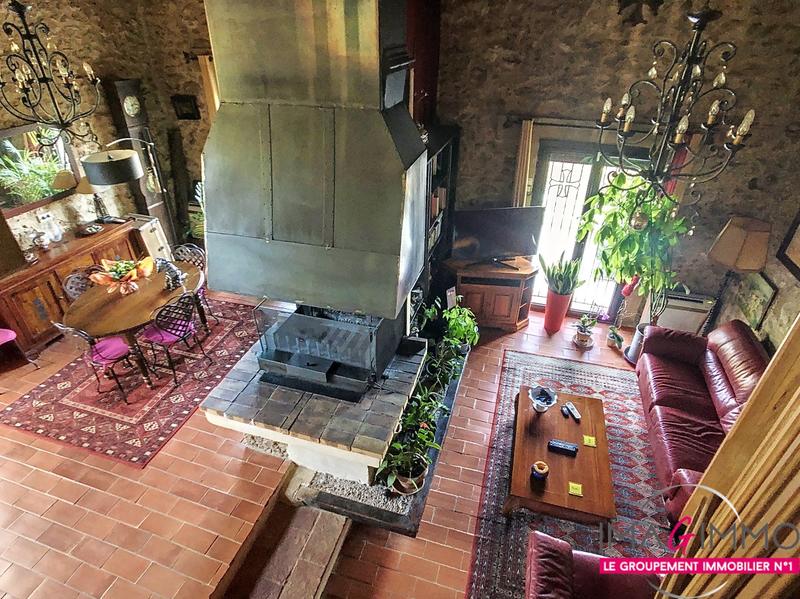 Maison en pierre - 150 m² - 5 pièces