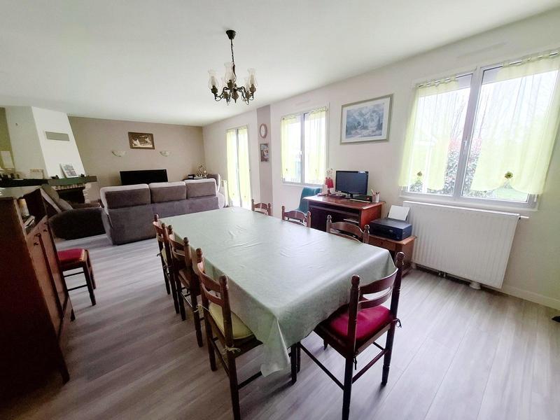 Maison - 88 m² - 4 pièces