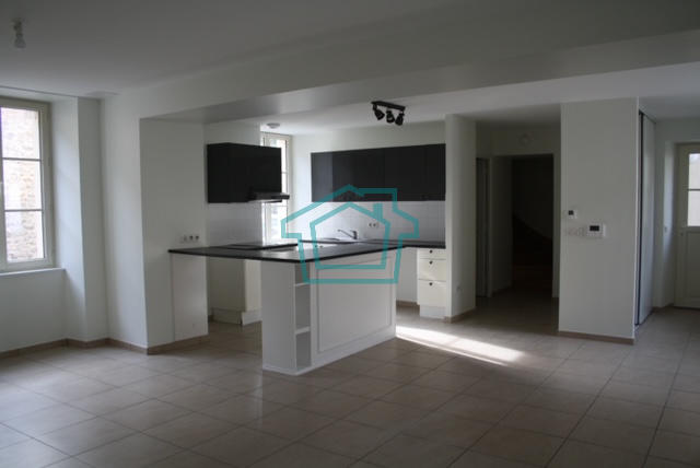 Maison de village - 86 m² - 4 pièces