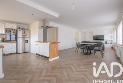 Appartement - 83 m² - 3 pièces