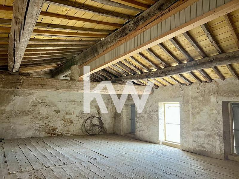 Maison - 280 m² - 5 pièces