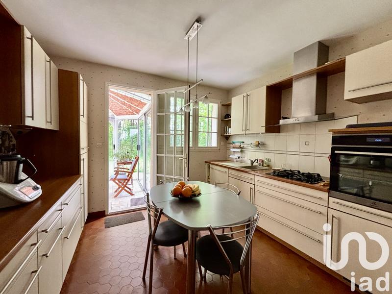 Maison - 171 m² - 8 pièces