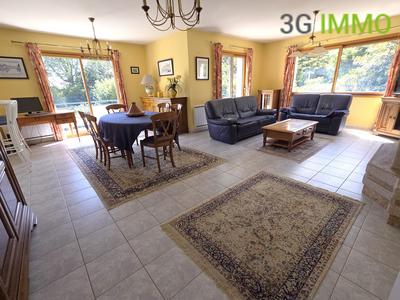 Maison - 125 m² - 7 pièces