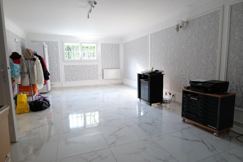 Maison - 266 m² - 8 pièces