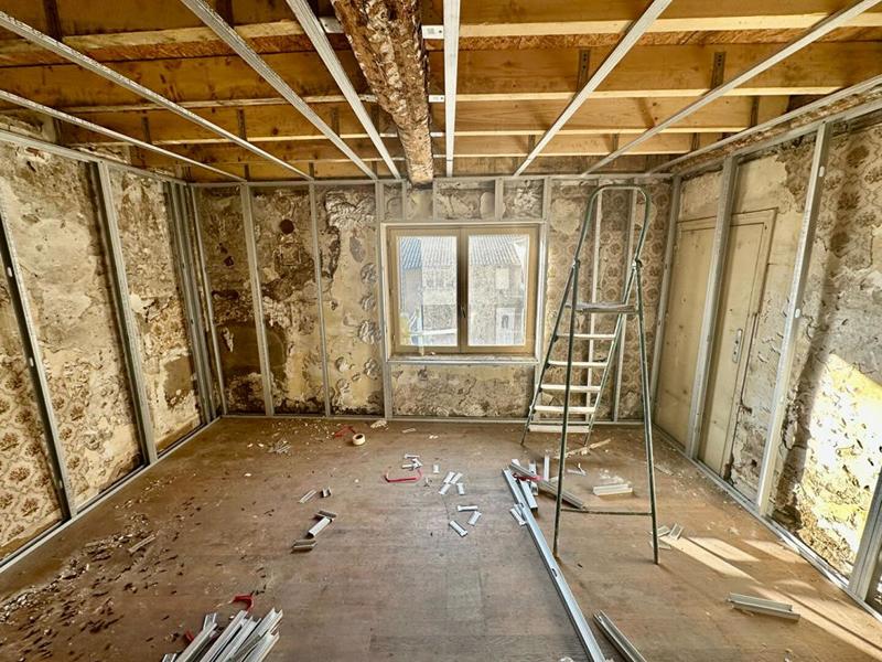 Appartement - 80 m² - 3 pièces