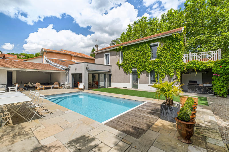 Maison - 155 m² - 5 pièces