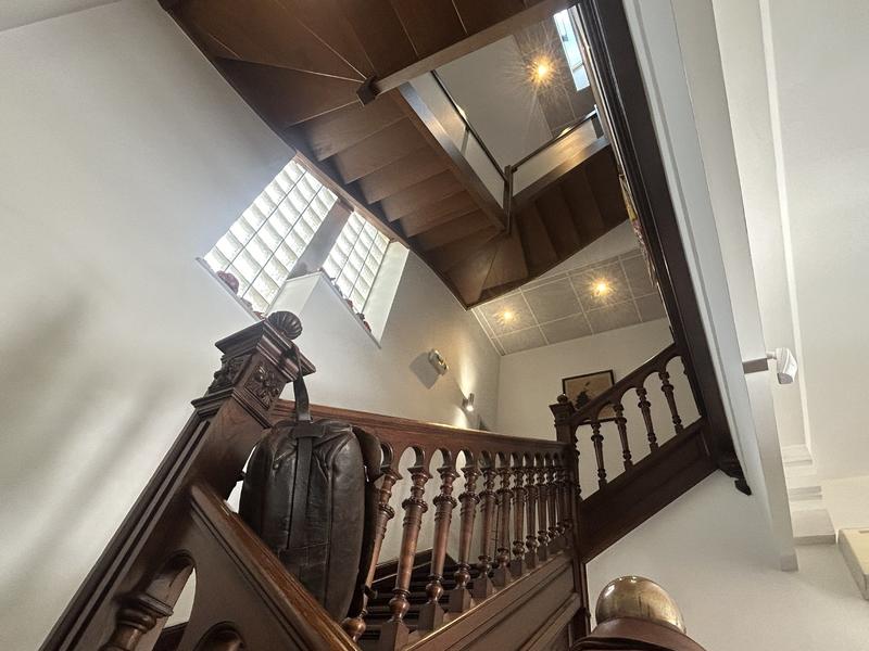 Manoir - 1 000 m² - 26 pièces