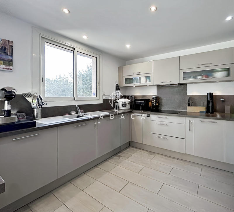 Maison - 137 m² - 5 pièces