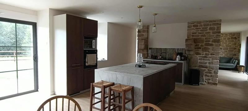 Maison - 194 m² - 8 pièces