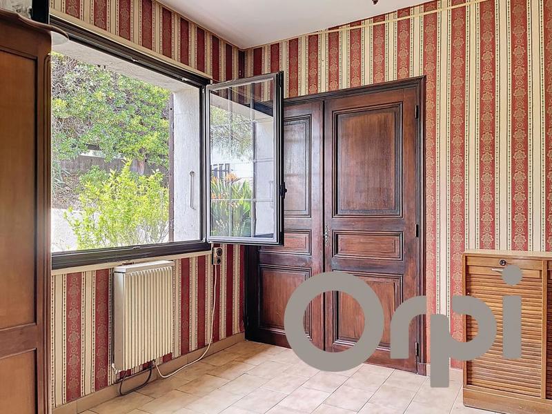 Maison - 160 m² - 5 pièces