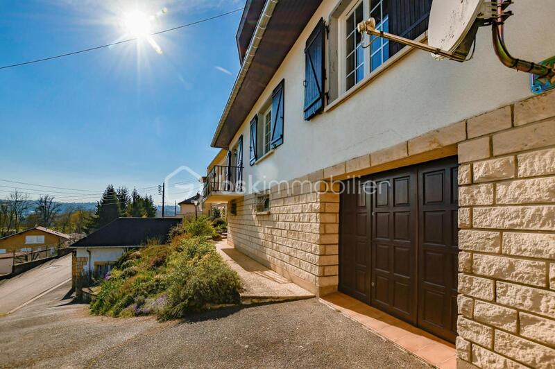 Pavillon - 150 m² - 6 pièces