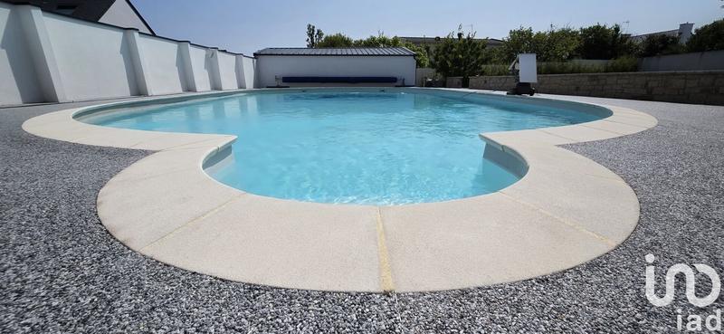 Maison - 216 m² - 7 pièces