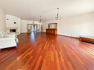 Maison - 288 m² - 6 pièces