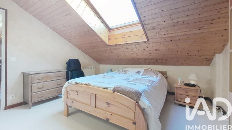 Maison - 180 m² - 5 pièces