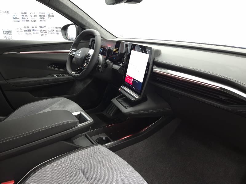 Mitsubishi Eclipse Cross 87 kWh 218 Invite+