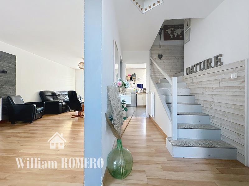 Maison - 145 m² - 6 pièces